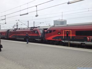 Railjet à la gare de Munich