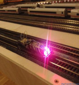 Fleischmann N - DB V100 DCC Conversion - Lights test