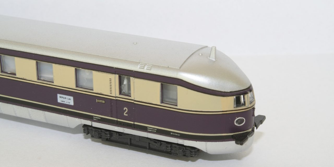 Kato N Flying Hamburger (DCC sound, light & Next18)