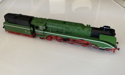 Locomotive vapeur Arnold BR 02 0201-0 (HN2428)